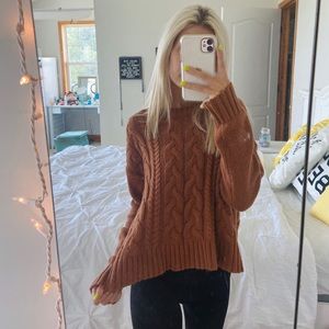 Super Comfy cropped sweater!